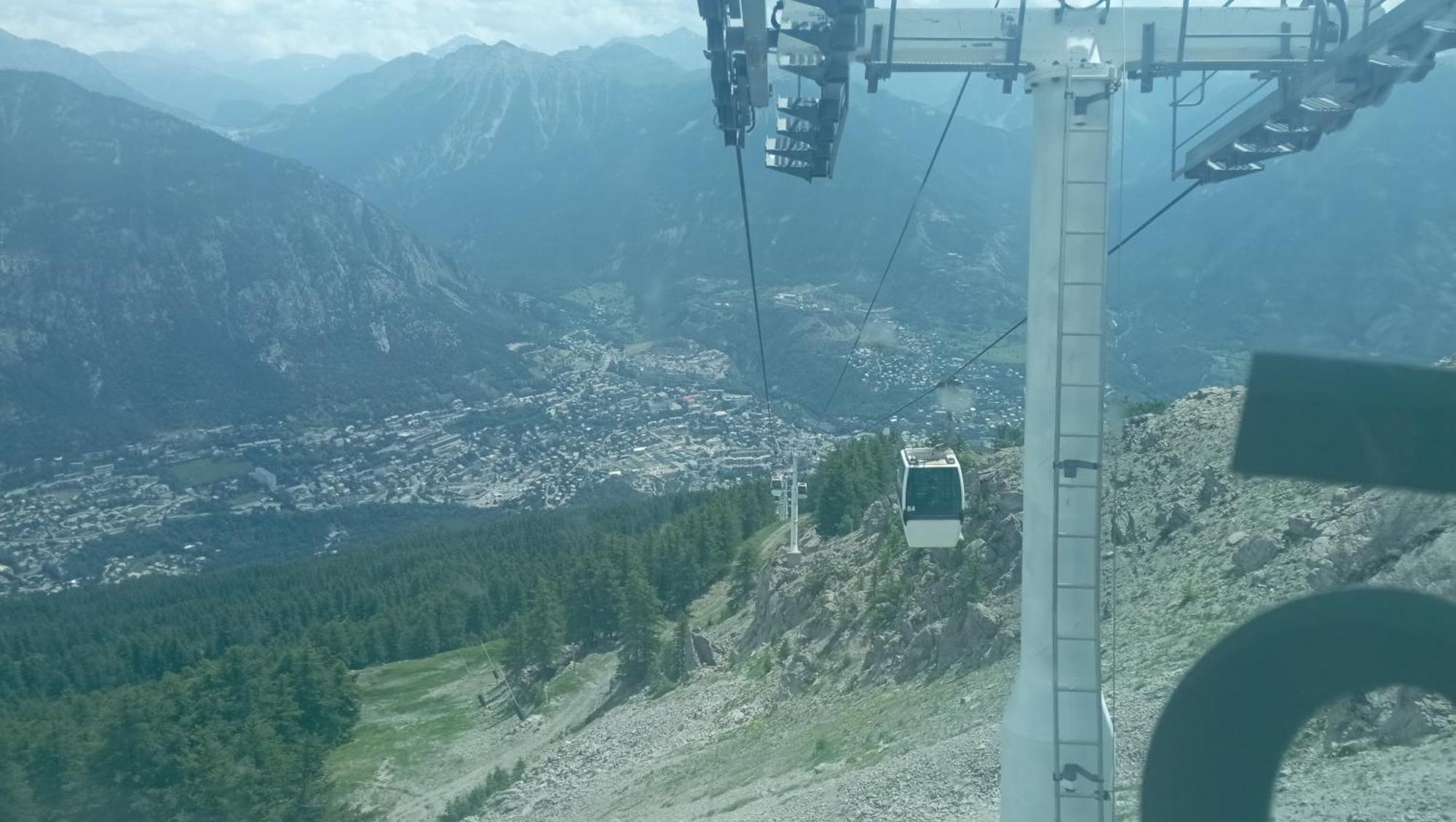 Superbe T2 A 2 Pas Des Pistes Et Des Sentiers De Randonnee Apartment Briancon  Luaran gambar